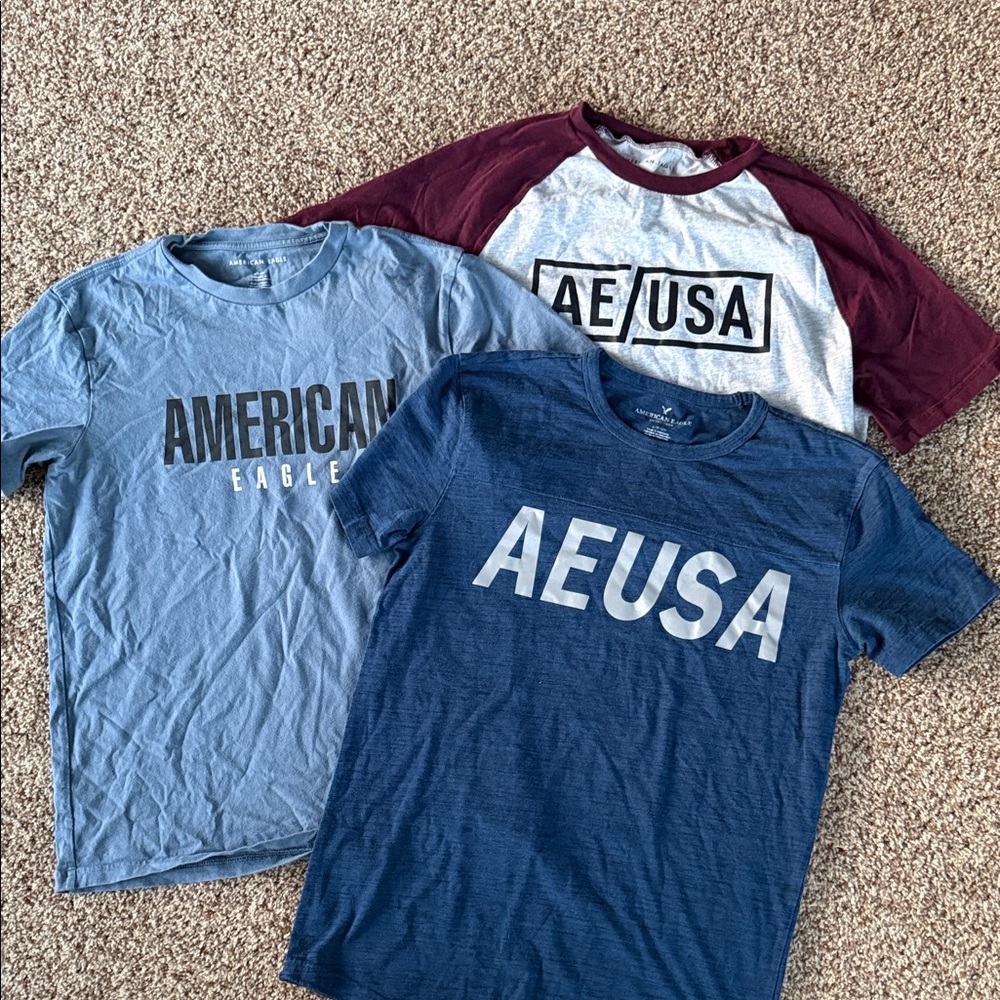American Eagle Outfitters Men’s T-Shirts set of 3, size small